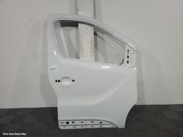 2024 RENAULT TRAFIC Right Front Door