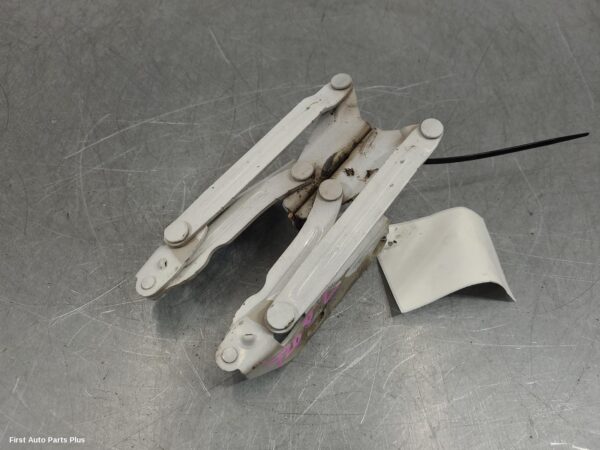 2015 MERCEDES SPRINTER Bonnet Hinge/Strut