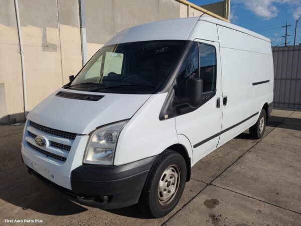 2013 FORD TRANSIT Engine