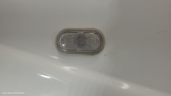 2014 RENAULT TRAFIC Right Guard
