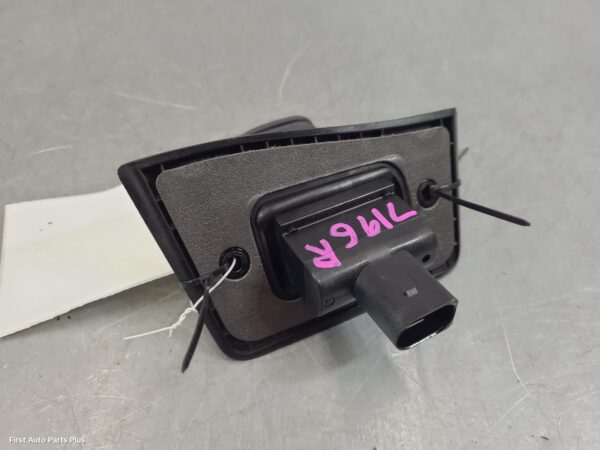 2021 VOLKSWAGEN TRANSPORTER Misc Switch/Relay