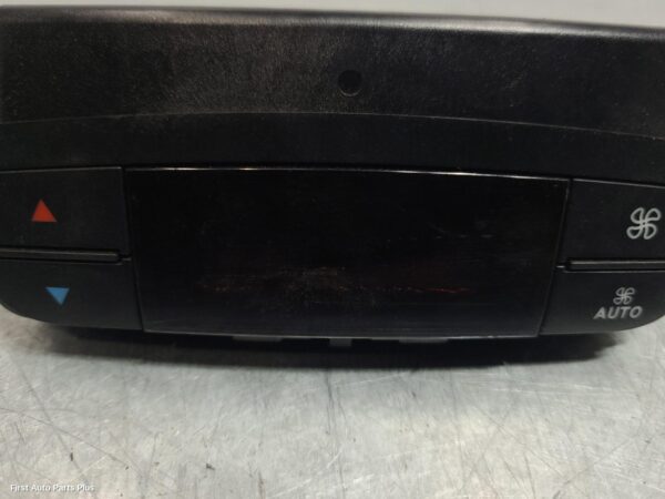 2014 MERCEDES VIANO Heater/Ac Controls