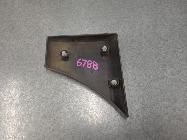 2018 RENAULT MASTER Body/Door Mould