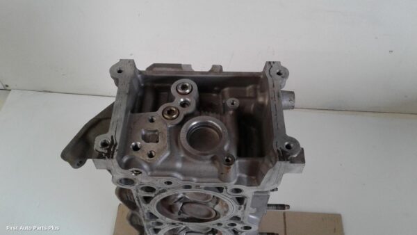 2003 FORD EXPLORER Cylinder Head