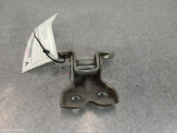 2012 TOYOTA HILUX Door Hinge/Runner