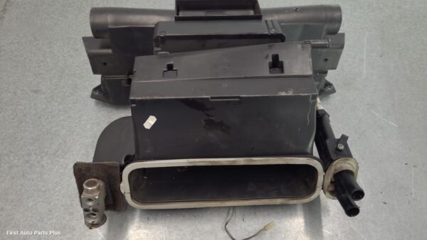 2002 MERCEDES SPRINTER Heater Core/Box