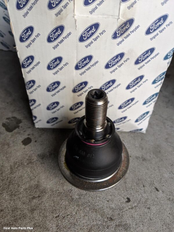 2003 FORD TRANSIT Right Front Lower Control Arm