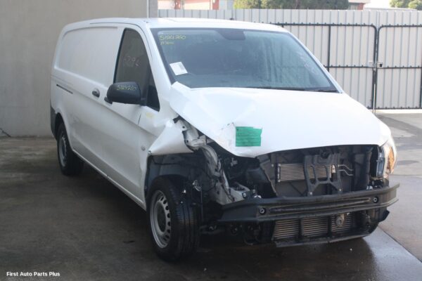 2018 MERCEDES VITO Door/Boot/Gate Lock
