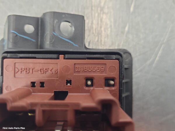2017 MITSUBISHI TRITON Misc Switch/Relay
