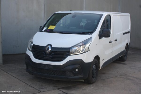 2015 RENAULT TRAFIC Left Driveshaft