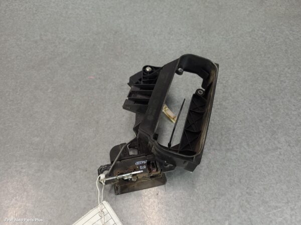 2011 VOLKSWAGEN TRANSPORTER Door/Boot/Gate Lock