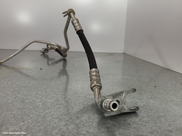 2013 MERCEDES VIANO A/C Hoses