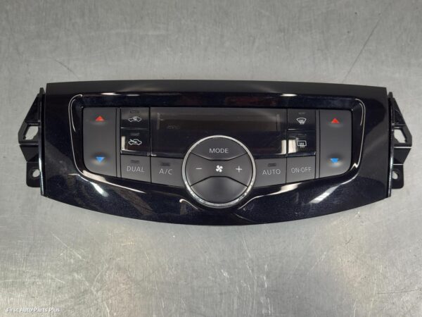 2016 NISSAN NAVARA Heater/Ac Controls