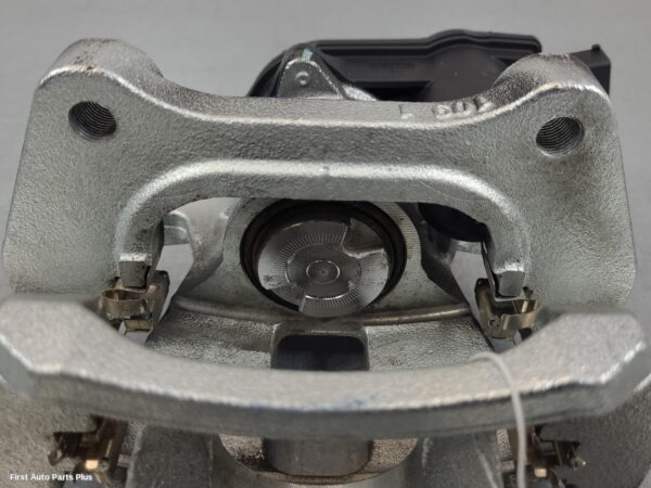 2024 LDV T60 Caliper