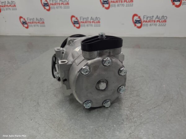 2010 MERCEDES SPRINTER A/C Compressor