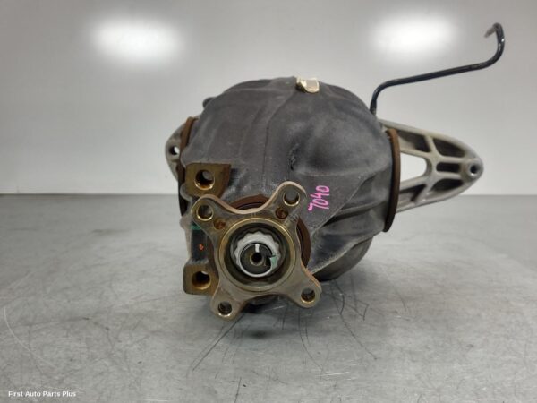 2014 MERCEDES VITO Differential Centre