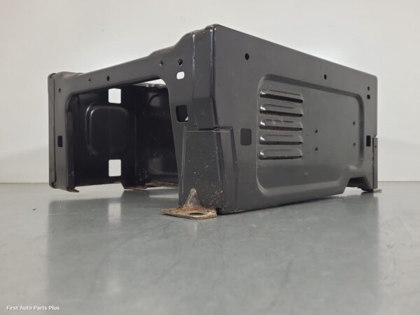 2010 MERCEDES VITO Seat Box