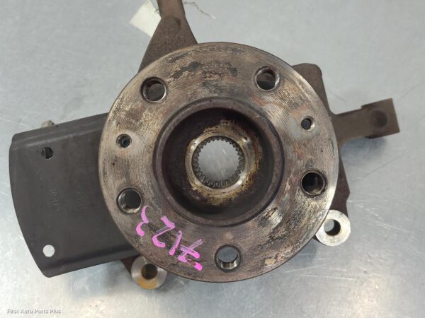 2016 RENAULT TRAFIC Right Front Hub Assembly