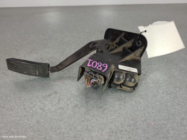 2001 FORD TRANSIT Pedal Assembly