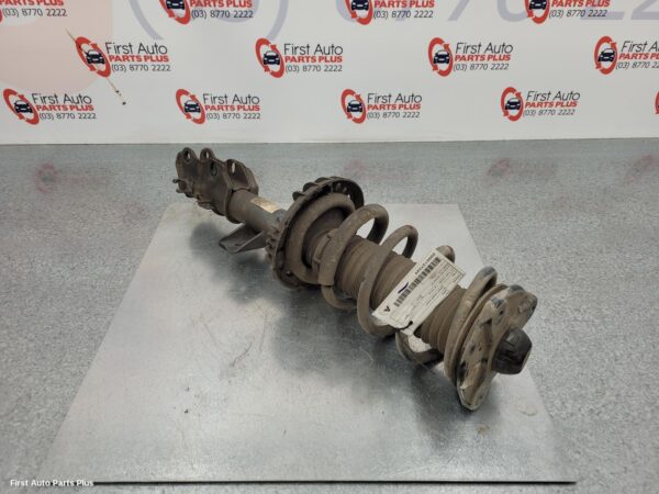 2018 MERCEDES VITO Right Front Strut