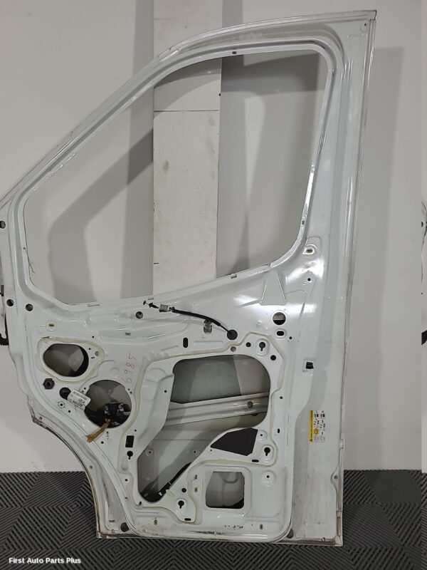 2020 FORD TRANSIT Right Front Door