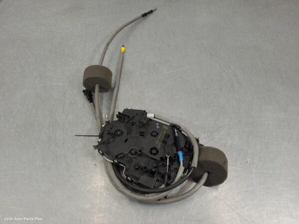 2020 MERCEDES VITO Door/Boot/Gate Lock