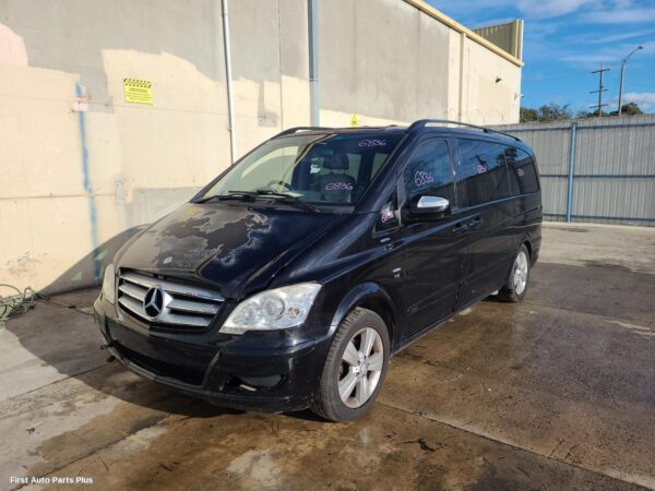 2012 MERCEDES VIANO Door/Tailgate Seal