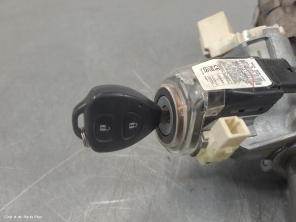 2012 TOYOTA HILUX Steering Column