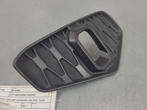 2021 NISSAN NAVARA Left Indicator/Fog/Side
