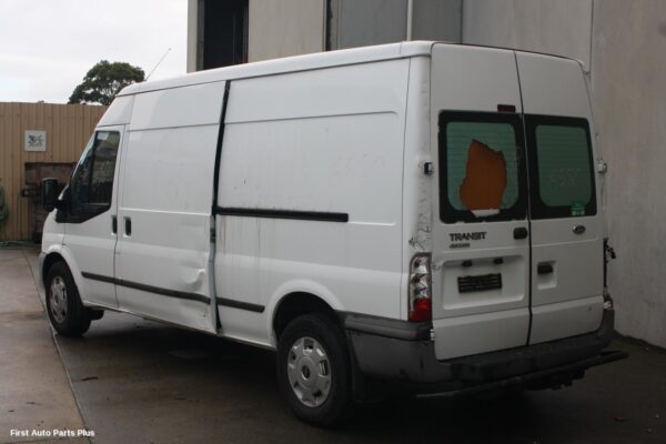 2013 FORD TRANSIT Carpet