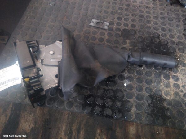 2011 RENAULT TRAFIC Handbrake Lever