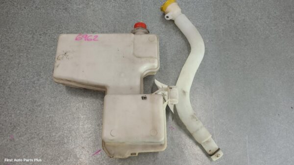 2020 RENAULT TRAFIC Washer Bottle