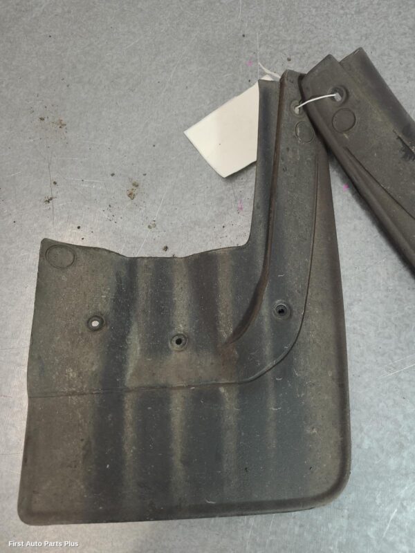 2017 RENAULT TRAFIC Mud Flaps