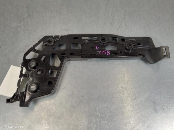 2020 VOLKSWAGEN CRAFTER R/Bar Bracket/Reinfo