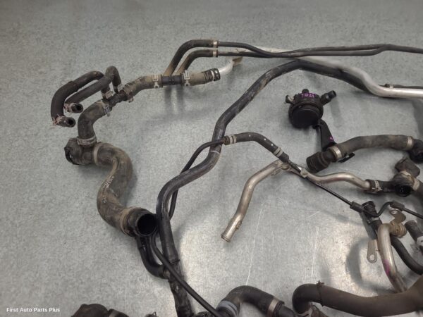 2023 MERCEDES SPRINTER Water Pipes/Outlets