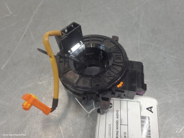 2012 TOYOTA HILUX Airbag Module/Sensor