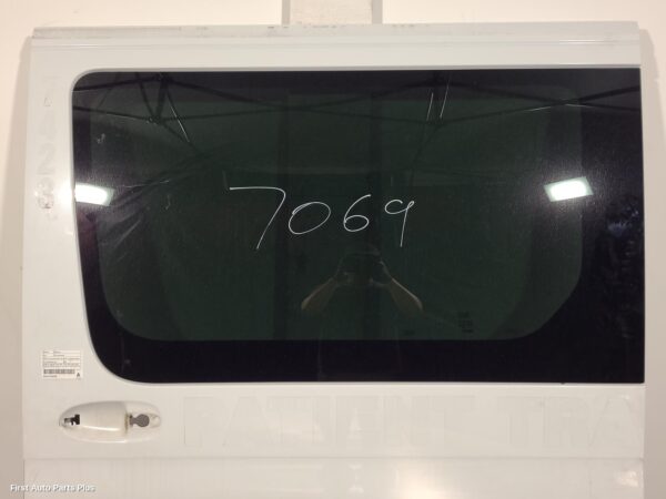 2021 MERCEDES SPRINTER Left Rear Door/Sliding