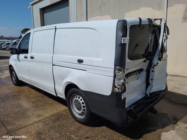 2018 MERCEDES VITO Differential Centre