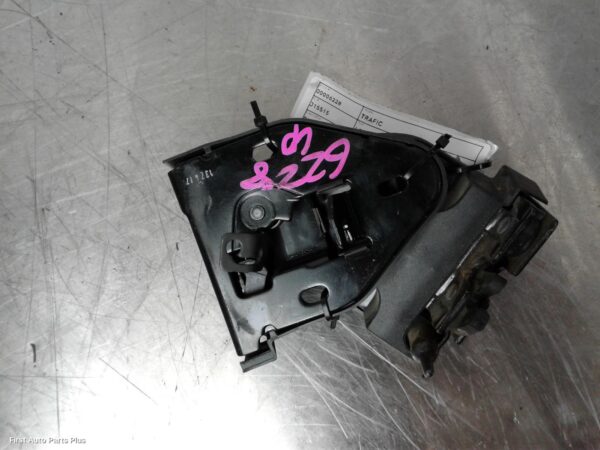 2017 RENAULT TRAFIC Door/Boot/Gate Lock