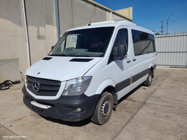 2015 MERCEDES SPRINTER A/C Compressor