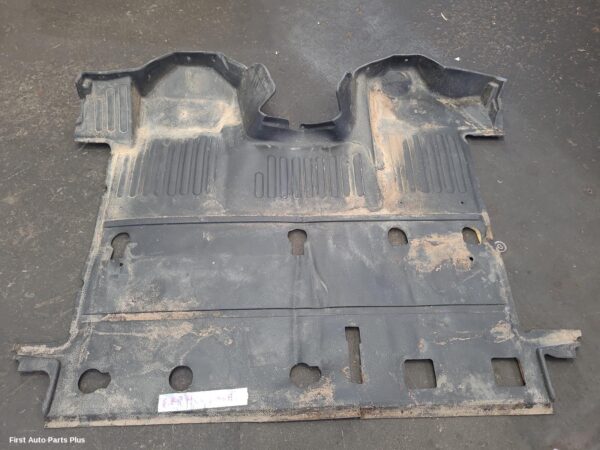 2018 RENAULT MASTER Carpet