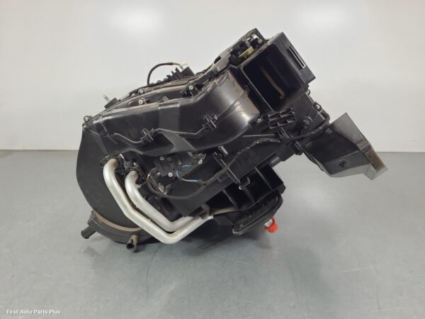 2016 MERCEDES VITO Heater Core/Box