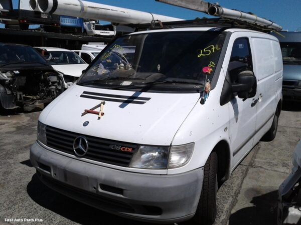 2001 MERCEDES VITO Fuel Injector