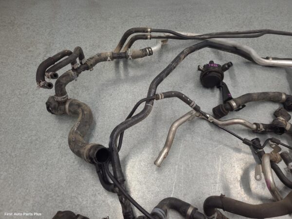 2023 MERCEDES SPRINTER Water Pipes/Outlets