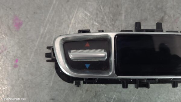 2017 MERCEDES VITO Heater/Ac Controls