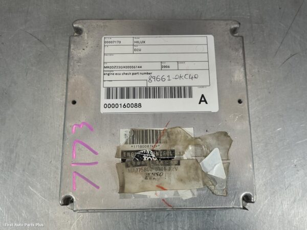 2006 TOYOTA HILUX Ecu