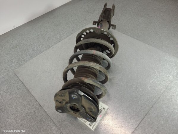 2012 MERCEDES VITO Right Front Strut