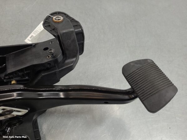 2022 RAM 1500 Pedal Assembly
