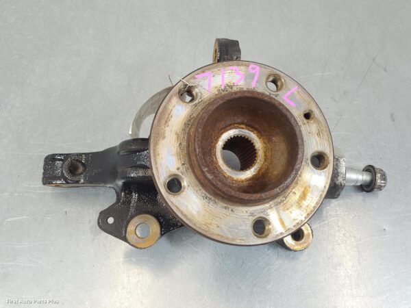 2021 RENAULT MASTER Left Front Hub Assembly