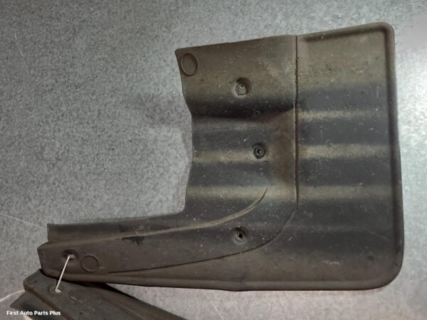 2017 RENAULT TRAFIC Mud Flaps